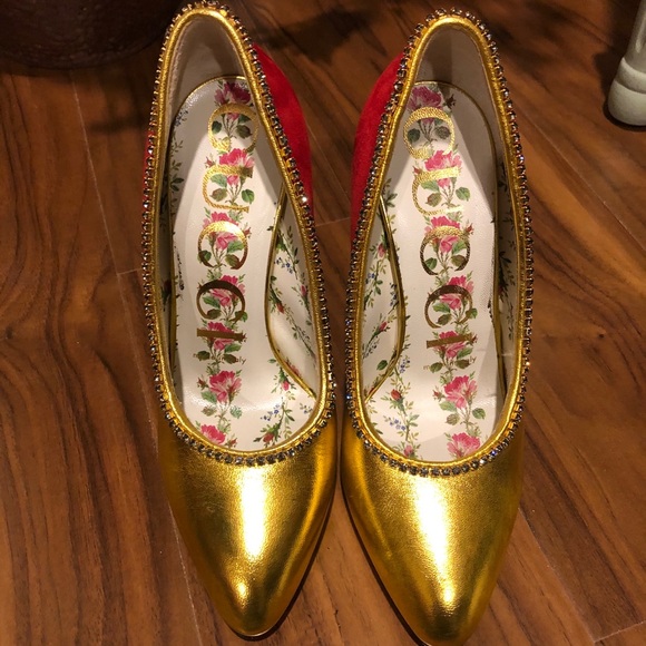 Gucci Heels - Picture 2 of 6